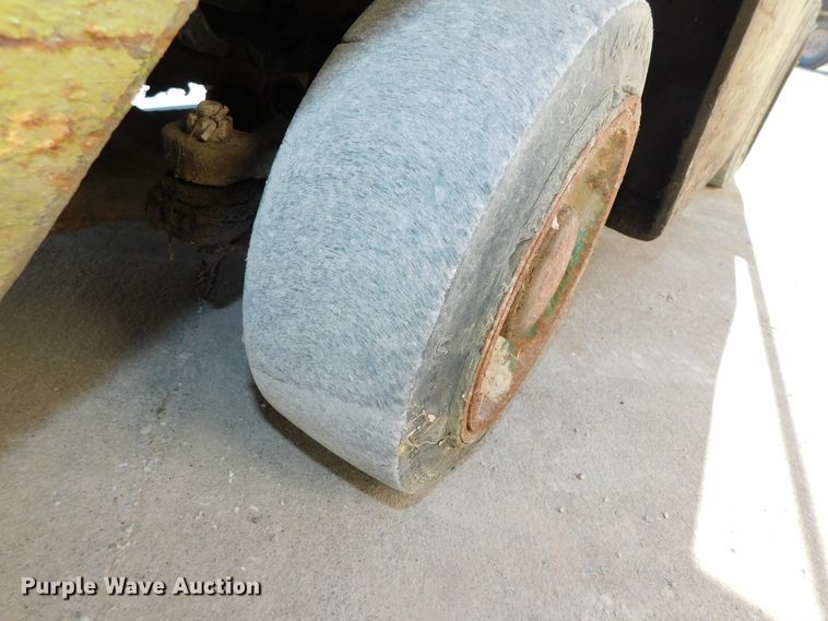 image for item DJ5951 Clark C500530LPG  forklift