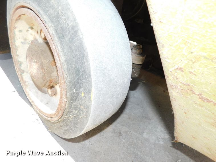 image for item DJ5951 Clark C500530LPG  forklift