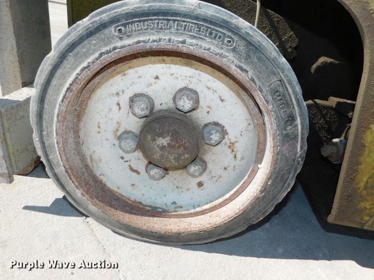 image for item DJ5951 Clark C500530LPG  forklift