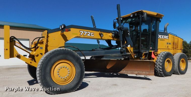 image for item DJ5952 2012 John Deere 772G  motor grader