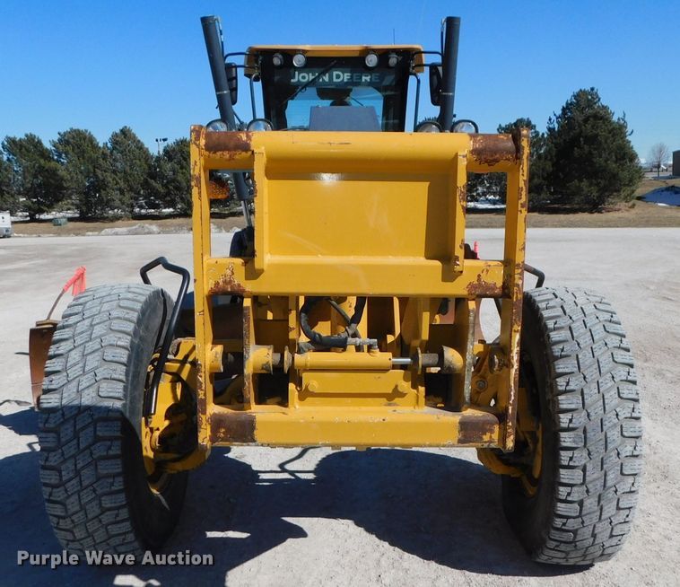 image for item DJ5952 2012 John Deere 772G  motor grader