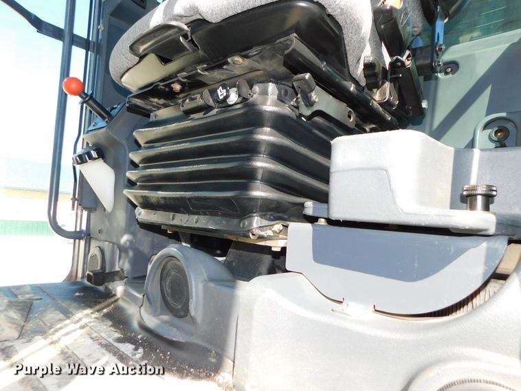 image for item DJ5952 2012 John Deere 772G  motor grader