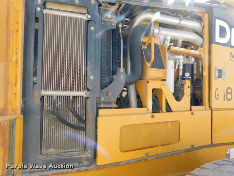 image for item DJ5952 2012 John Deere 772G  motor grader