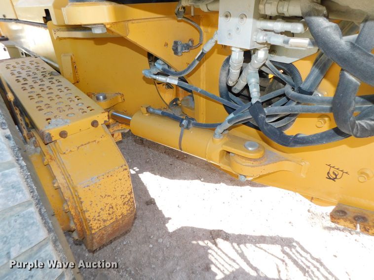 image for item DJ5952 2012 John Deere 772G  motor grader