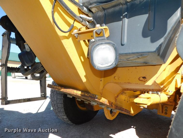 image for item DJ5952 2012 John Deere 772G  motor grader