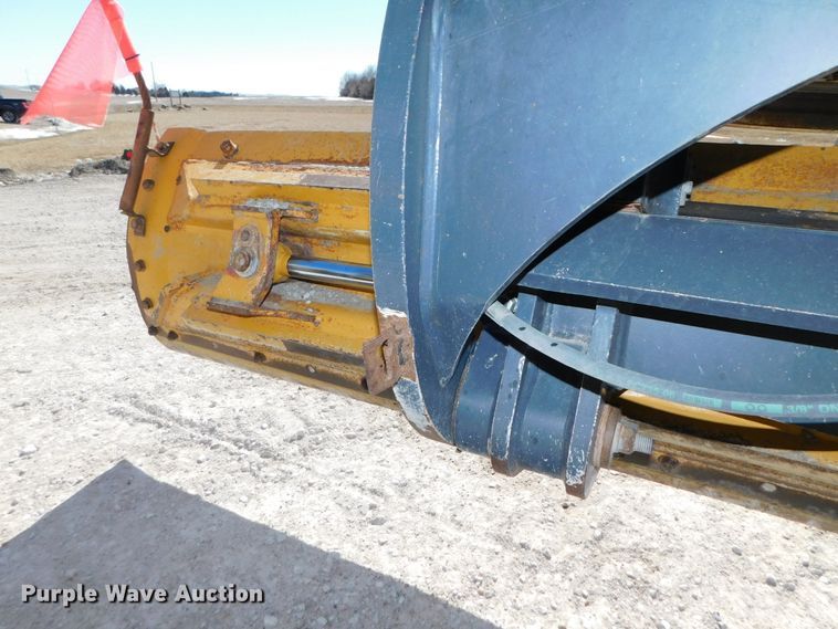 image for item DJ5952 2012 John Deere 772G  motor grader