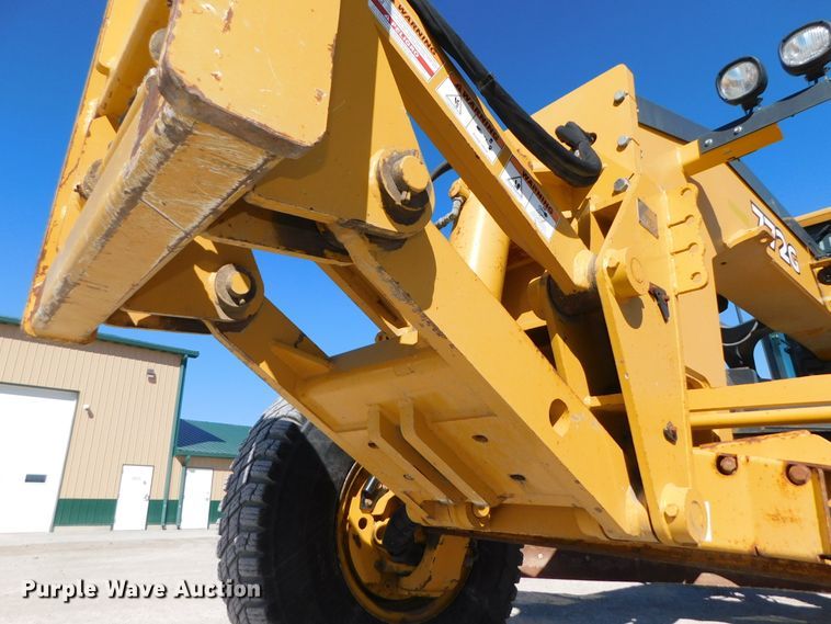 image for item DJ5952 2012 John Deere 772G  motor grader