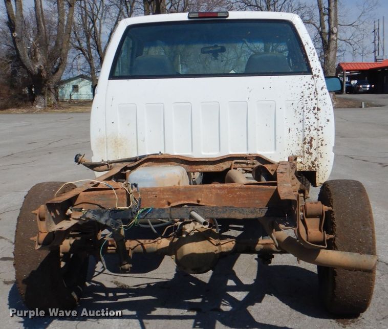 image for item DJ8684 1995 Chevrolet Silverado K1500  pickup truck cab and chassis