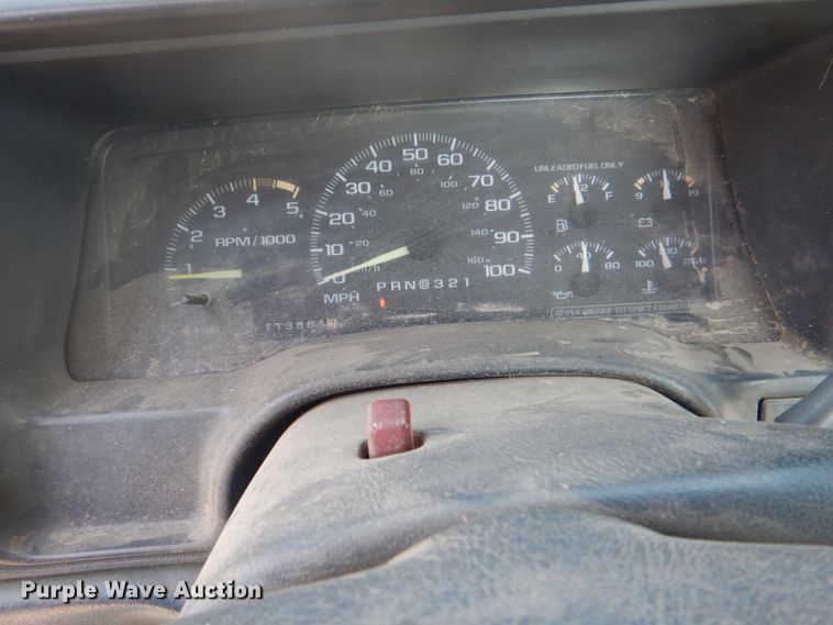 image for item DJ8684 1995 Chevrolet Silverado K1500  pickup truck cab and chassis