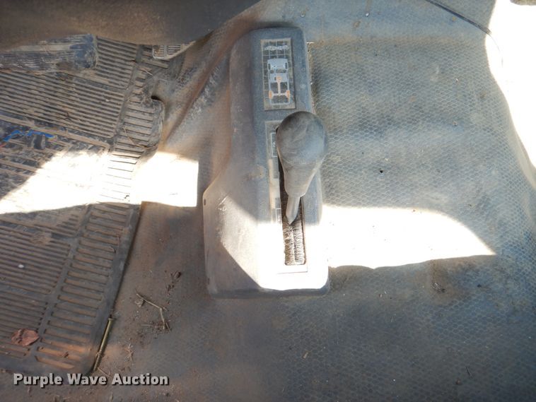 image for item DJ8684 1995 Chevrolet Silverado K1500  pickup truck cab and chassis