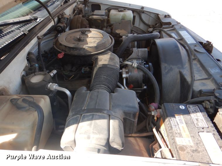 image for item DJ8684 1995 Chevrolet Silverado K1500  pickup truck cab and chassis