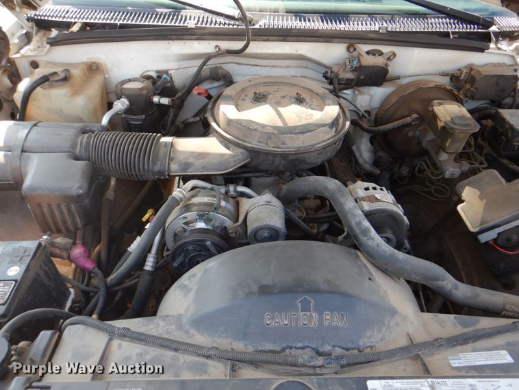 image for item DJ8684 1995 Chevrolet Silverado K1500  pickup truck cab and chassis