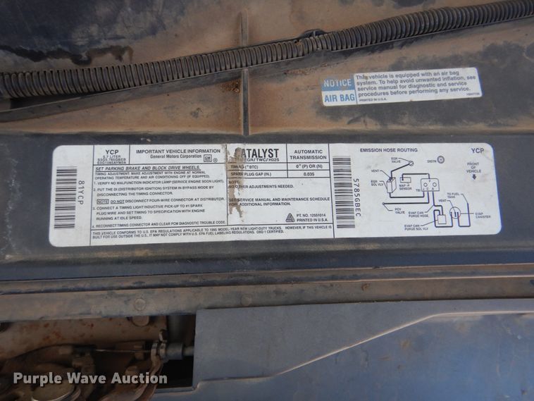 image for item DJ8684 1995 Chevrolet Silverado K1500  pickup truck cab and chassis