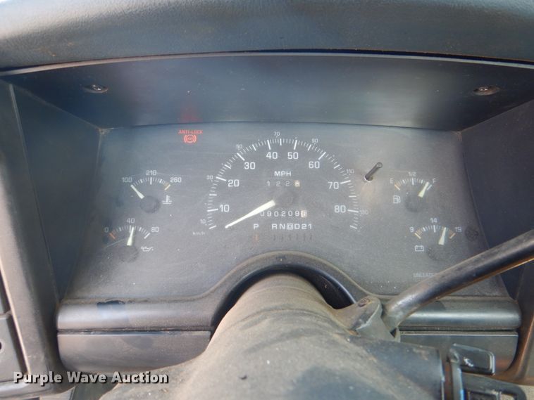 image for item DJ8685 1994 Chevrolet S10  pickup truck