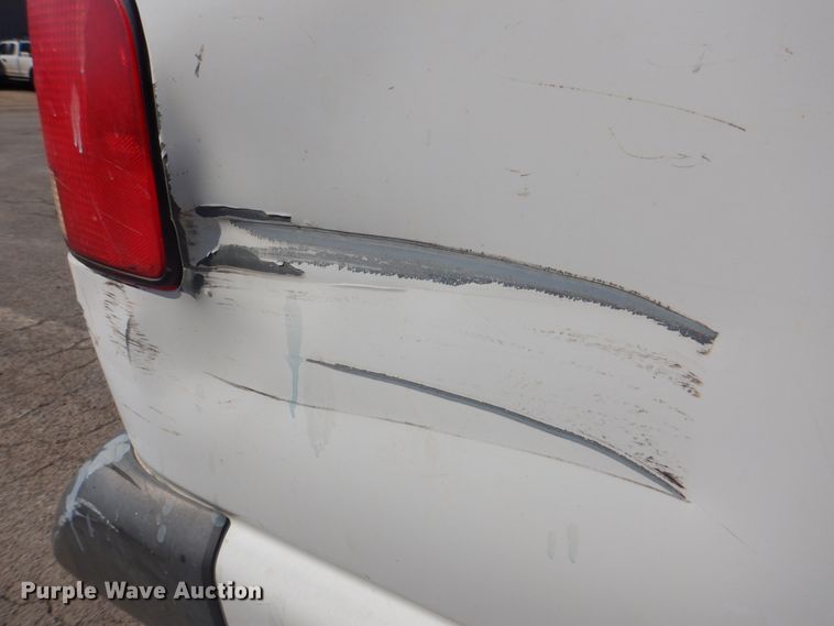 image for item DJ8685 1994 Chevrolet S10  pickup truck