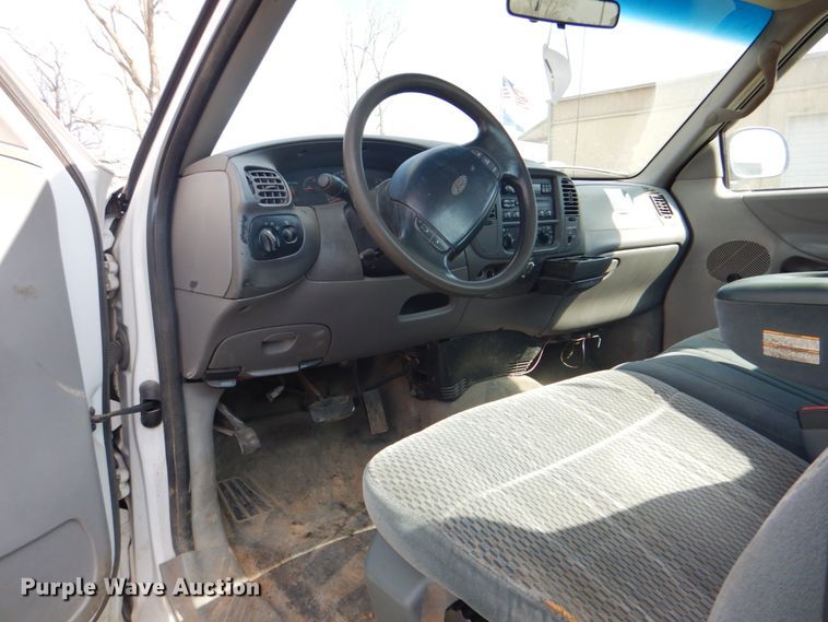 image for item DJ8686 1998 Ford F150  pickup truck