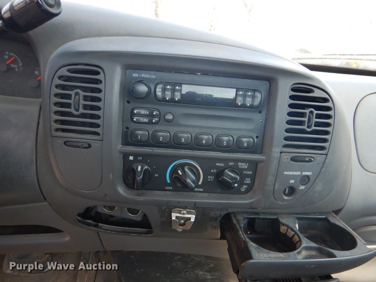 image for item DJ8686 1998 Ford F150  pickup truck