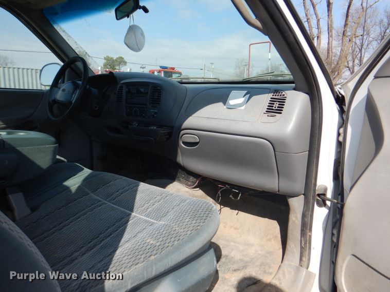 image for item DJ8686 1998 Ford F150  pickup truck