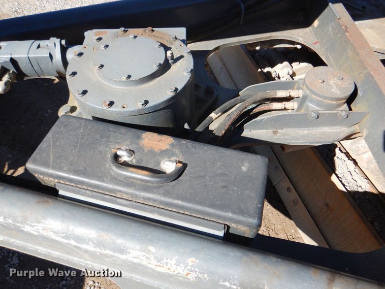 image for item DJ8687 2005 John Deere 670D  motor grader