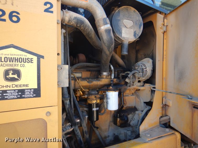 image for item DJ8687 2005 John Deere 670D  motor grader