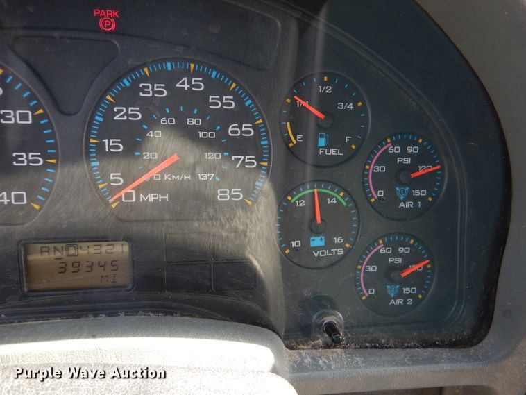 image for item DL2050 2005 International 7300  dump truck