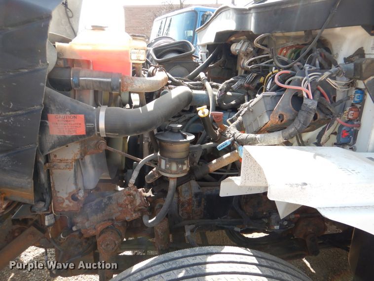 image for item DL2050 2005 International 7300  dump truck