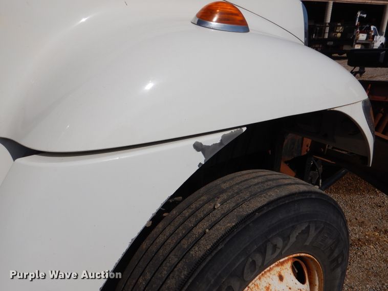 image for item DL2050 2005 International 7300  dump truck