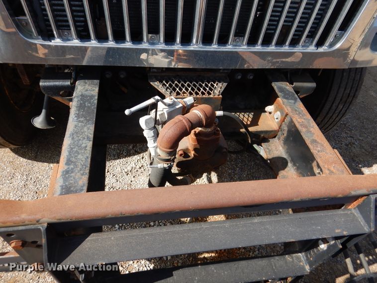 image for item DL2050 2005 International 7300  dump truck