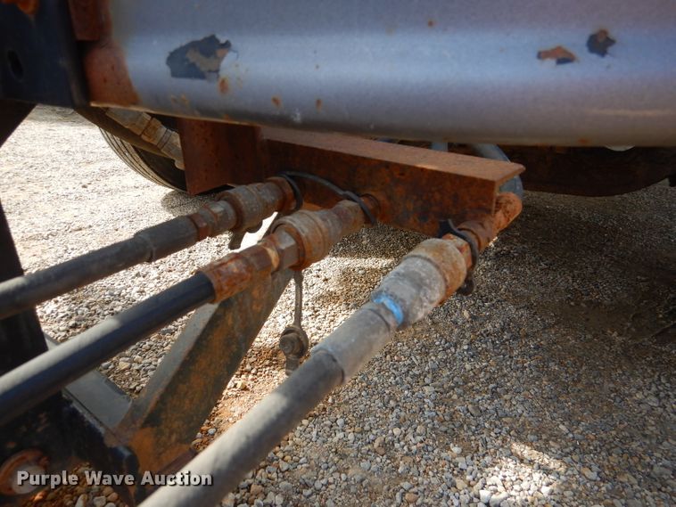 image for item DL2050 2005 International 7300  dump truck