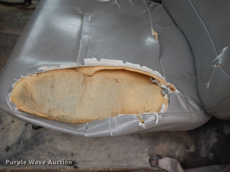 image for item DL2051 2000 Ford F650 Super Duty  refuse truck