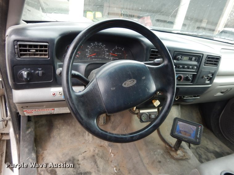 image for item DL2051 2000 Ford F650 Super Duty  refuse truck