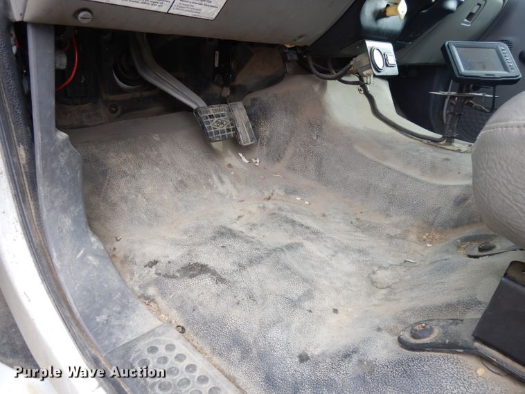 image for item DL2051 2000 Ford F650 Super Duty  refuse truck