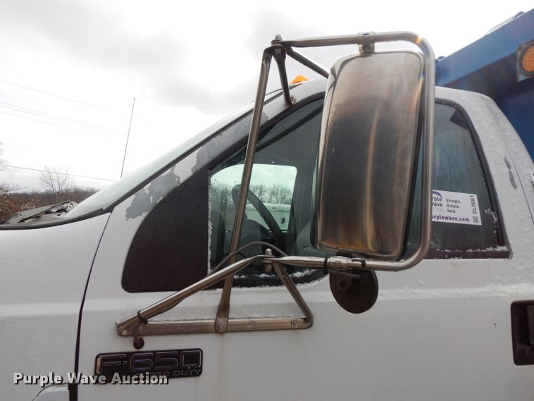 image for item DL2051 2000 Ford F650 Super Duty  refuse truck