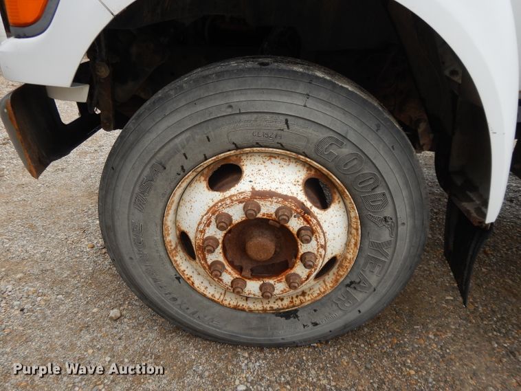 image for item DL2051 2000 Ford F650 Super Duty  refuse truck