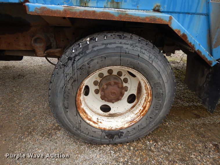 image for item DL2051 2000 Ford F650 Super Duty  refuse truck