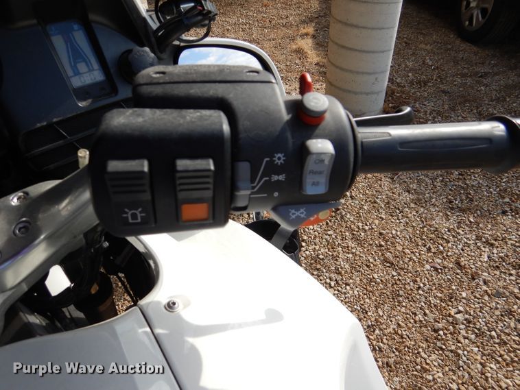 image for item DL2059 2006 BMW R1150RT motorcycle