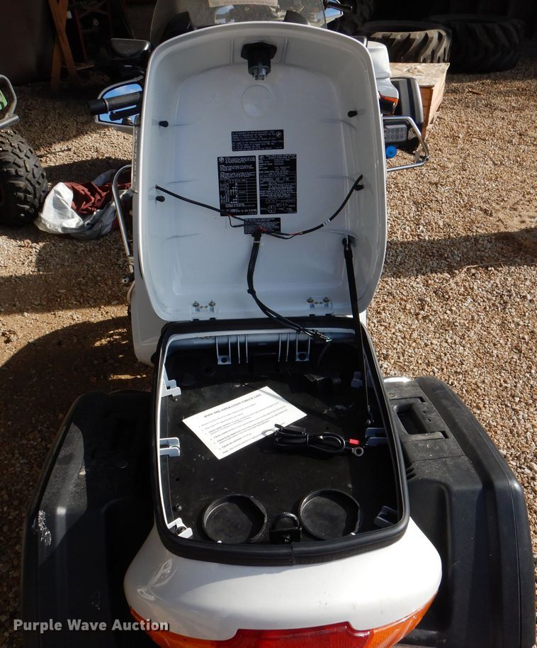 image for item DL2059 2006 BMW R1150RT motorcycle