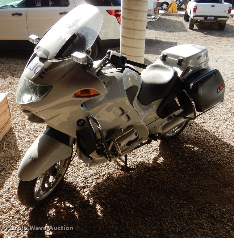 image for item DL2060 2005 BMW R1150RT motorcycle