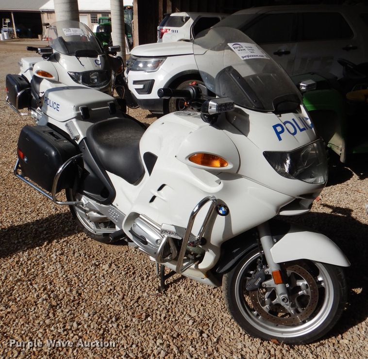 image for item DL2060 2005 BMW R1150RT motorcycle