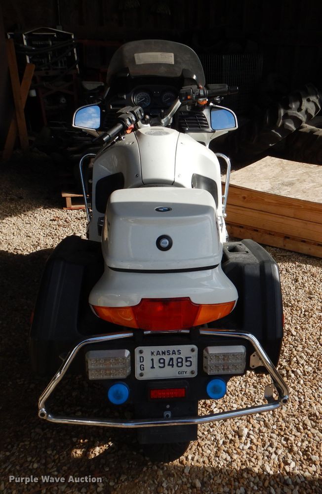 image for item DL2060 2005 BMW R1150RT motorcycle