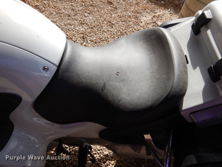 image for item DL2060 2005 BMW R1150RT motorcycle