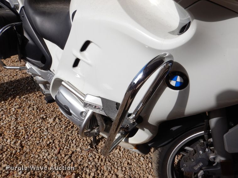 image for item DL2060 2005 BMW R1150RT motorcycle