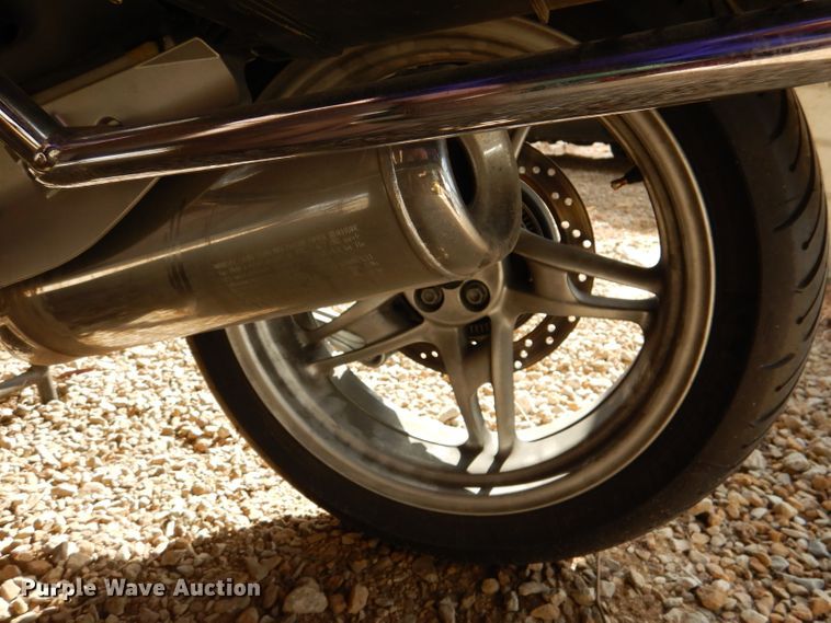 image for item DL2060 2005 BMW R1150RT motorcycle