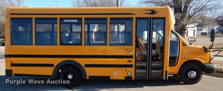 image for item DL2145 2011 Chevrolet Express G3500  school bus