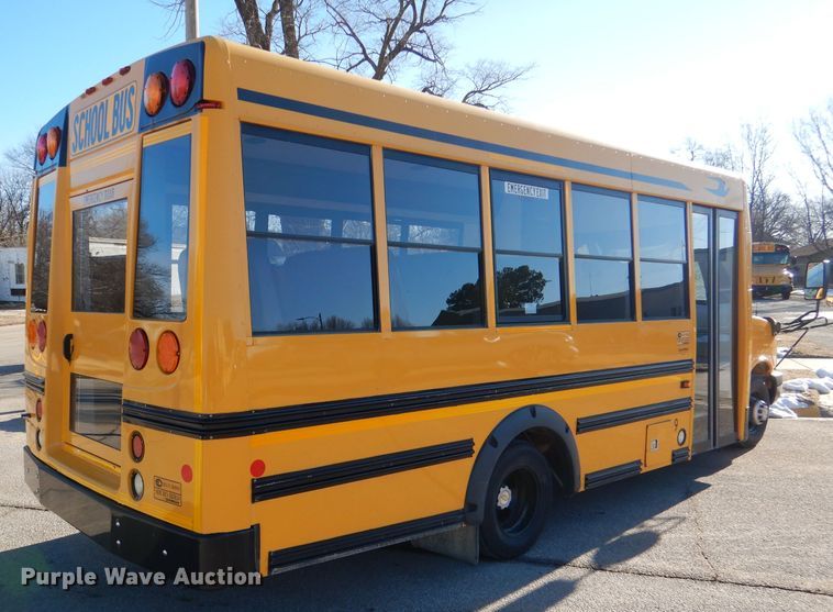 image for item DL2145 2011 Chevrolet Express G3500  school bus