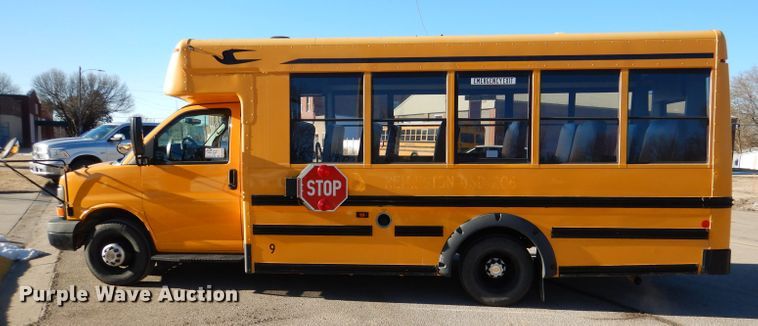 image for item DL2145 2011 Chevrolet Express G3500  school bus