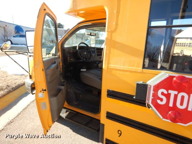 image for item DL2145 2011 Chevrolet Express G3500  school bus