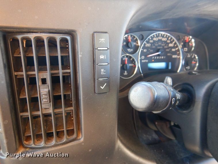 image for item DL2145 2011 Chevrolet Express G3500  school bus