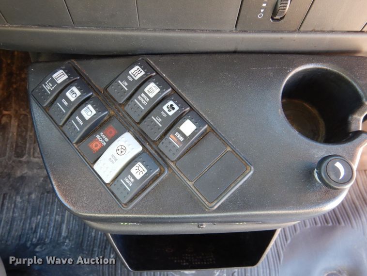 image for item DL2145 2011 Chevrolet Express G3500  school bus