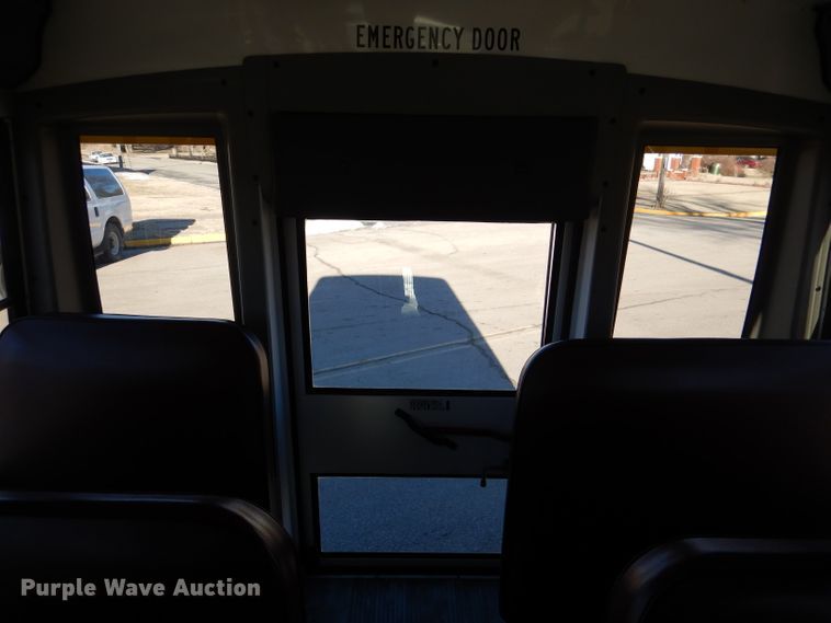 image for item DL2145 2011 Chevrolet Express G3500  school bus